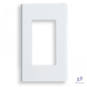 Mặt Công Tắc Panasonic WEV68030SW Dòng Wide 3 Thiết Bị