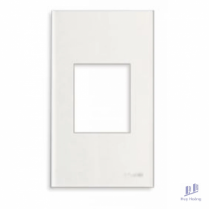 Mặt Công Tắc Panasonic WEV680290SW Dòng Wide Dùng Cho Ổ Đơn 3 Chấu